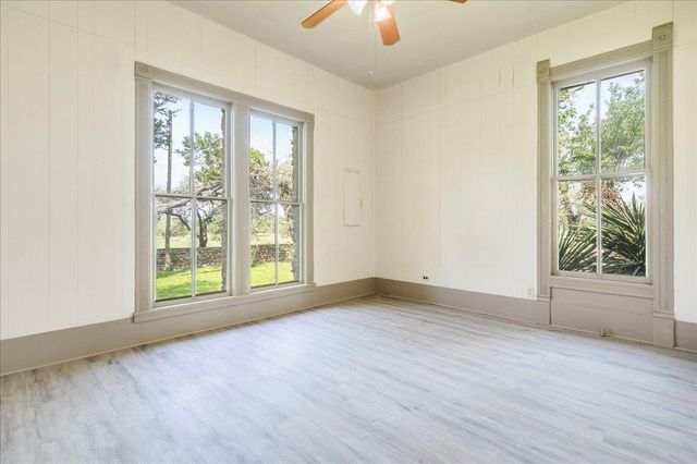 6400 Cypress RD, Kyle, TX 78640