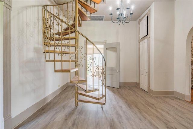 6400 Cypress RD, Kyle, TX 78640