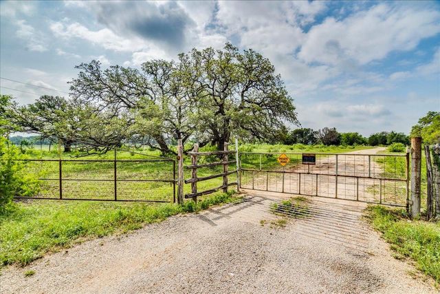 6400 Cypress RD, Kyle, TX 78640
