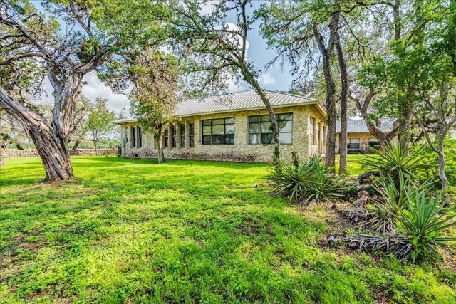 6400 Cypress RD, Kyle, TX 78640