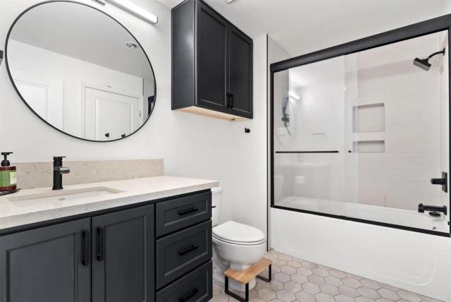 300 W beech 1408, San Diego, CA 92101