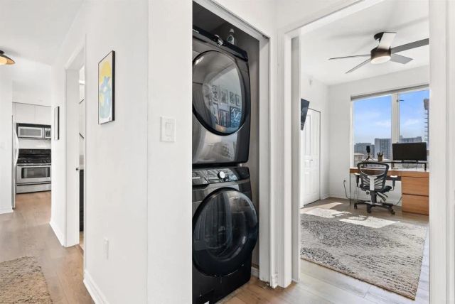 300 W beech 1408, San Diego, CA 92101