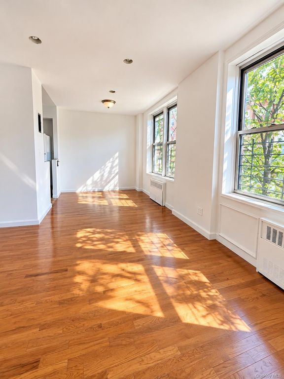 86-16 60th Avenue 3C, Elmhurst, NY 11373 — exterior