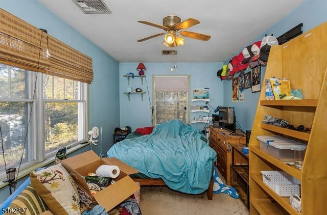 70 Townsend Rd, Wanaque Boro, NJ 07465