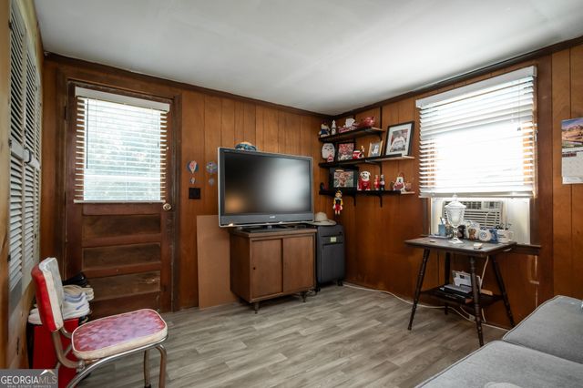 6484 Jefferson River Road, Athens, GA 30607