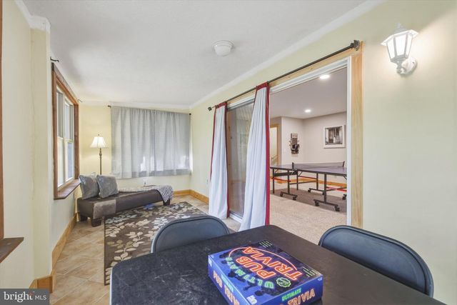 85 PICKETT, Basye, VA 22810