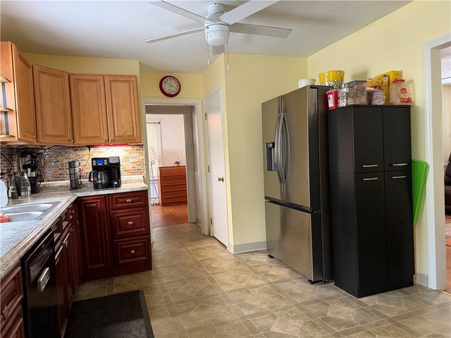 42 Dunbar Avenue, East Providence, RI 02916