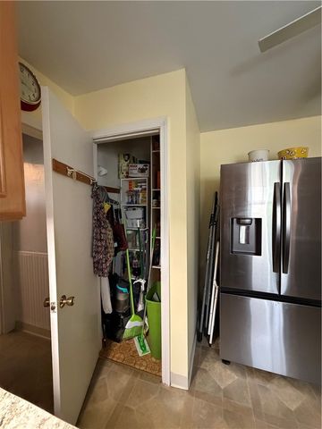 42 Dunbar Avenue, East Providence, RI 02916