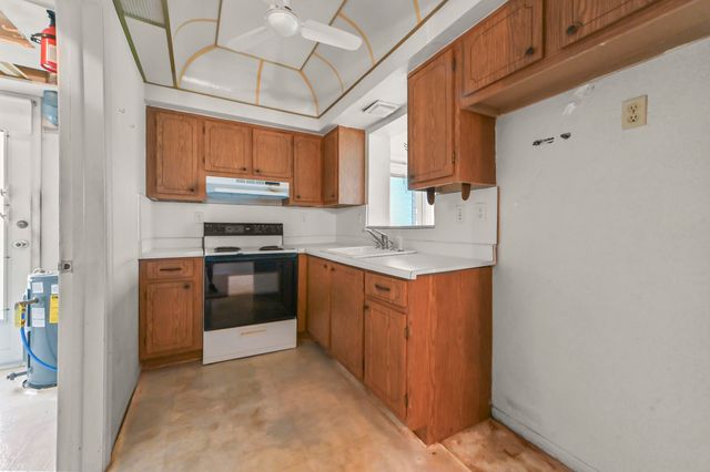6805 NW 75TH Court, Tamarac, FL 33321