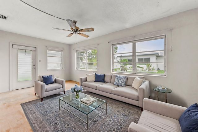 6805 NW 75TH Court, Tamarac, FL 33321
