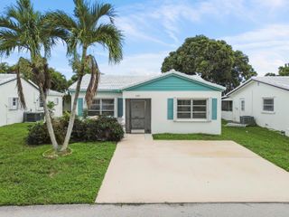 6805 NW 75TH Court, Tamarac, FL 33321