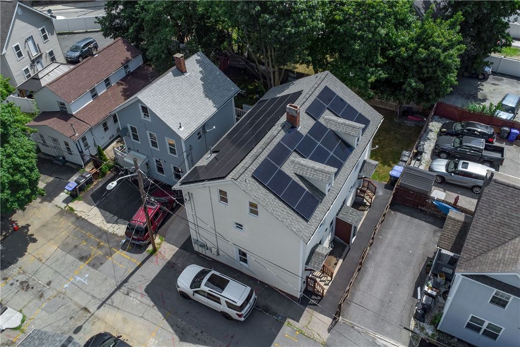 1 Ware Court, Providence, RI 02907