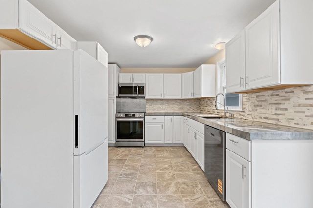 344 S KARLYN STREET, Kimberly, WI 54136