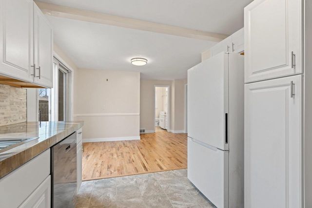 344 S KARLYN STREET, Kimberly, WI 54136