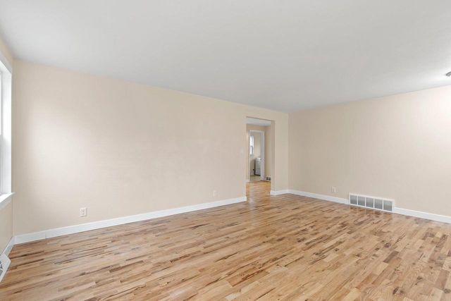 344 S KARLYN STREET, Kimberly, WI 54136