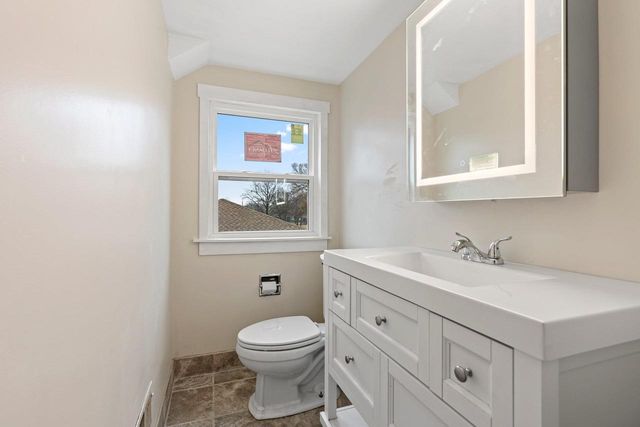 344 S KARLYN STREET, Kimberly, WI 54136