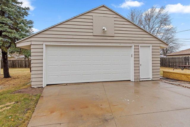 344 S KARLYN STREET, Kimberly, WI 54136