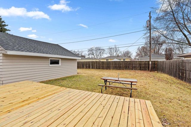 344 S KARLYN STREET, Kimberly, WI 54136