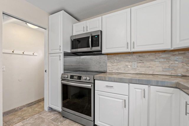 344 S KARLYN STREET, Kimberly, WI 54136