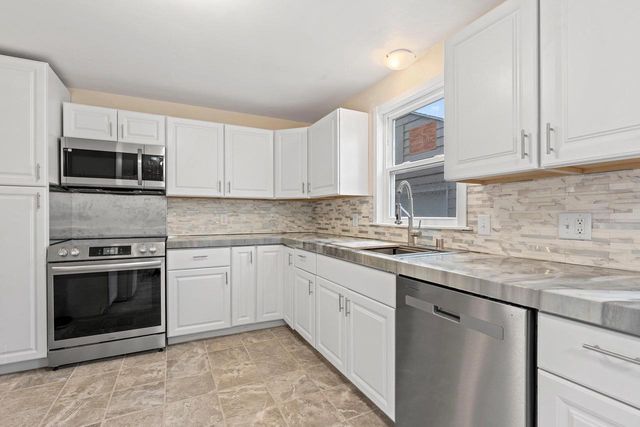 344 S KARLYN STREET, Kimberly, WI 54136