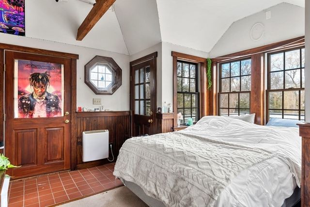 20 Blue Shutters Lane, Falmouth, MA 02556