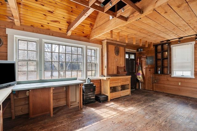 20 Blue Shutters Lane, Falmouth, MA 02556