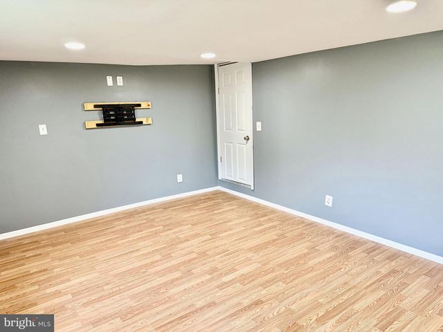 722 HARTWOOD RD, Fredericksburg, VA 22406