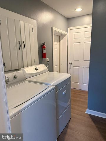 722 HARTWOOD RD, Fredericksburg, VA 22406