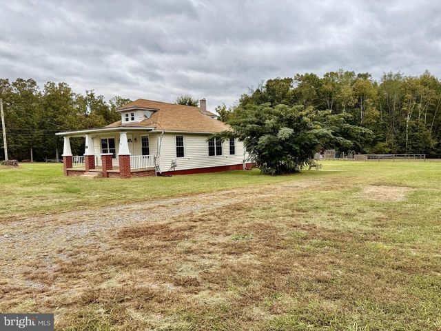 722 HARTWOOD RD, Fredericksburg, VA 22406