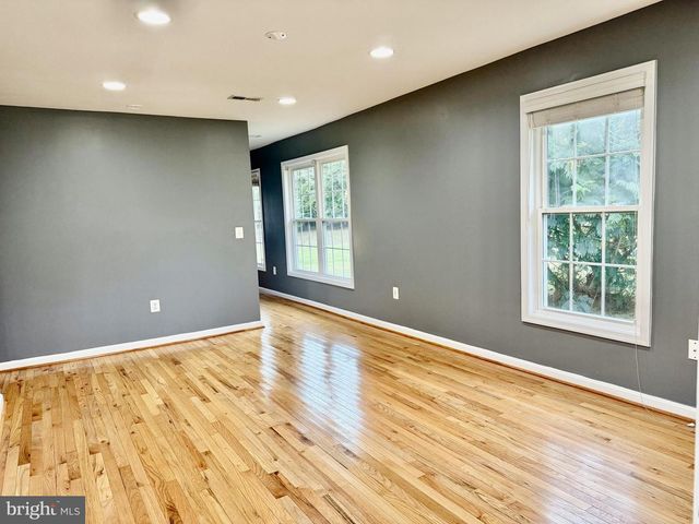 722 HARTWOOD RD, Fredericksburg, VA 22406