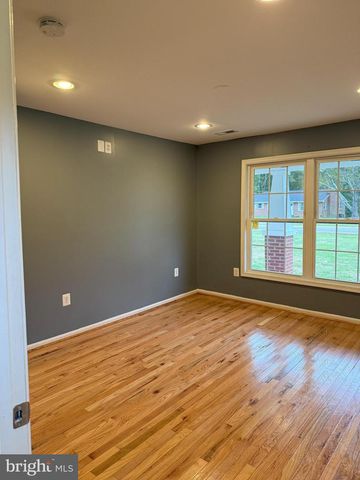 722 HARTWOOD RD, Fredericksburg, VA 22406