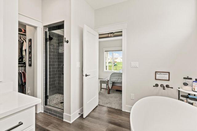 5035 150th Street, Urbandale, IA 50323