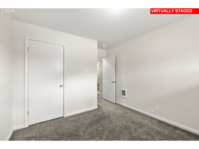 1625 INGLEWOOD St, Forest Grove, OR 97116