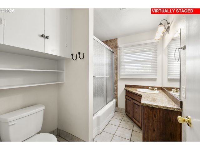 1625 INGLEWOOD St, Forest Grove, OR 97116