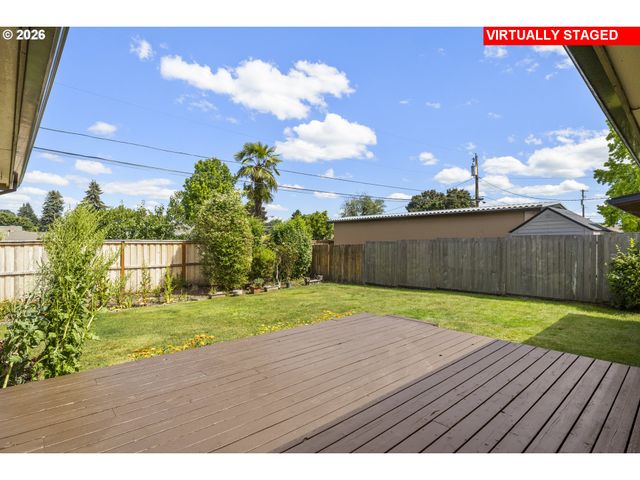 1625 INGLEWOOD St, Forest Grove, OR 97116