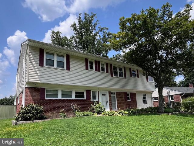 5350 RAVENSWORTH RD, Springfield, VA 22151