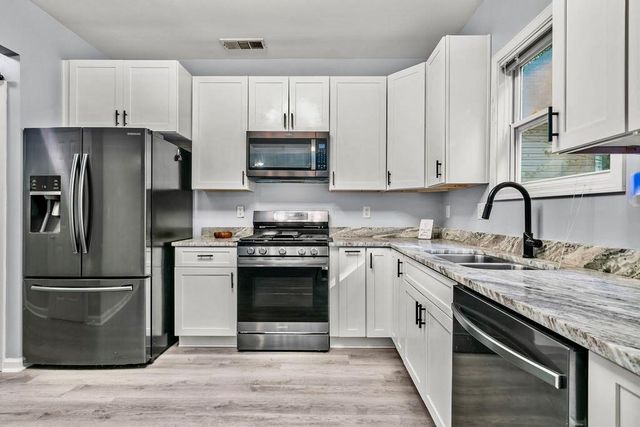 100 Oleander Way, Canton, GA 30114