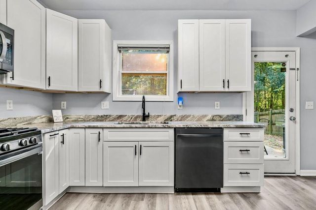 100 Oleander Way, Canton, GA 30114