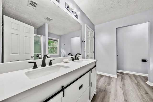 100 Oleander Way, Canton, GA 30114