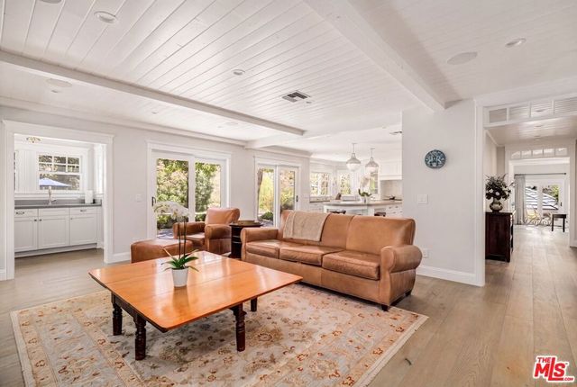 10 Holster Lane, Bell Canyon, CA 91307