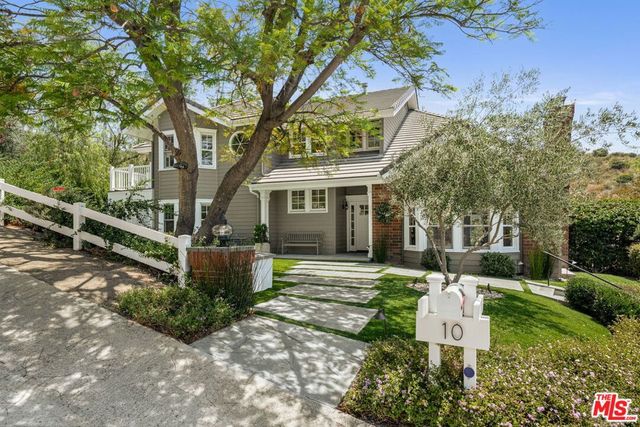 10 Holster Lane, Bell Canyon, CA 91307