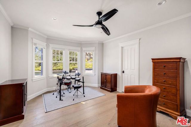 10 Holster Lane, Bell Canyon, CA 91307