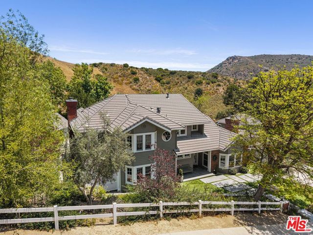 10 Holster Lane, Bell Canyon, CA 91307