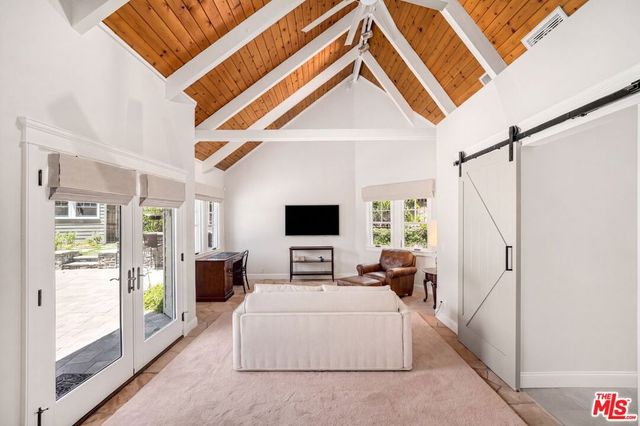 10 Holster Lane, Bell Canyon, CA 91307
