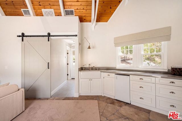 10 Holster Lane, Bell Canyon, CA 91307