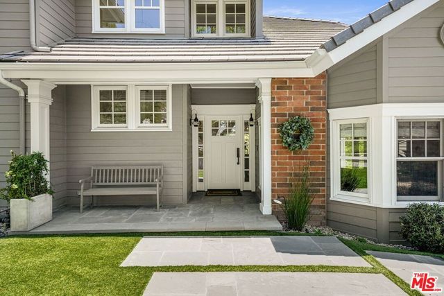 10 Holster Lane, Bell Canyon, CA 91307