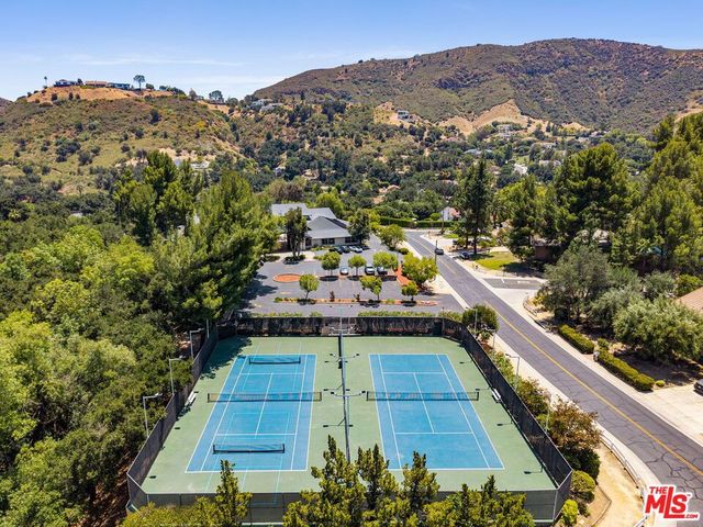 10 Holster Lane, Bell Canyon, CA 91307