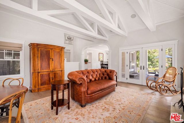 10 Holster Lane, Bell Canyon, CA 91307
