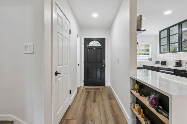 496 W PAR STREET 496, Orlando, FL 32804