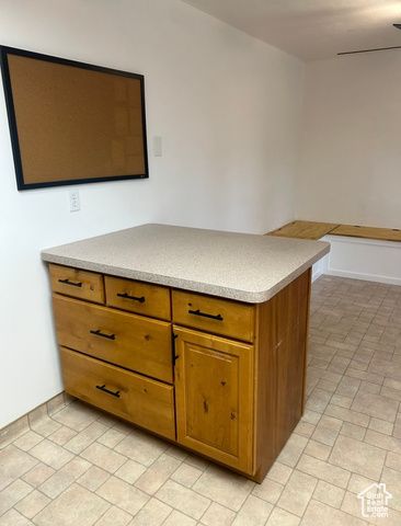 5003 S 2825 W, Roy, UT 84067